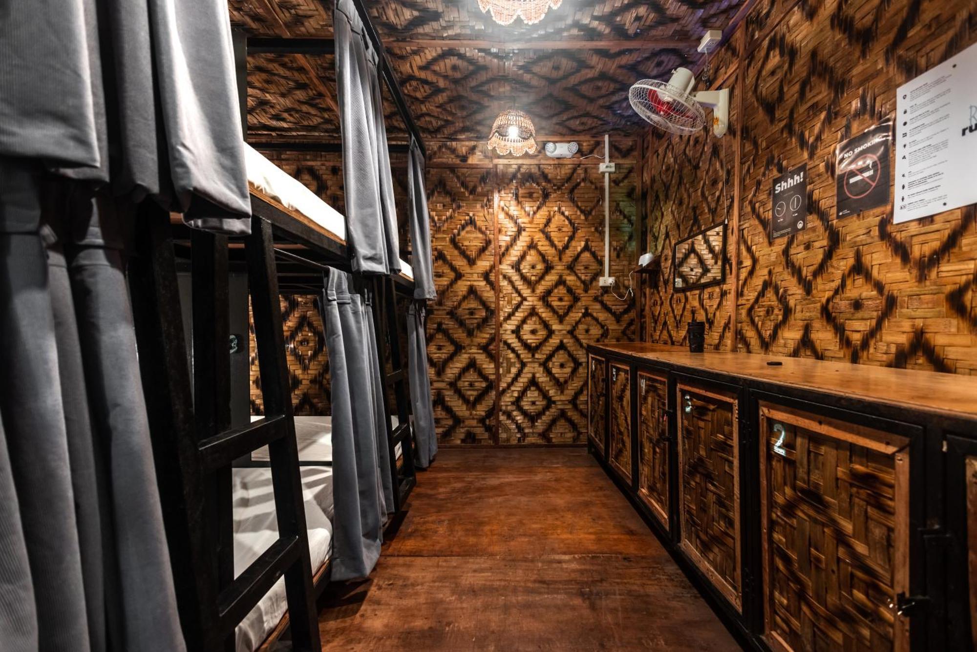 Mad Monkey Hostel Siargao (Adults Only) General Luna  Bagian luar foto