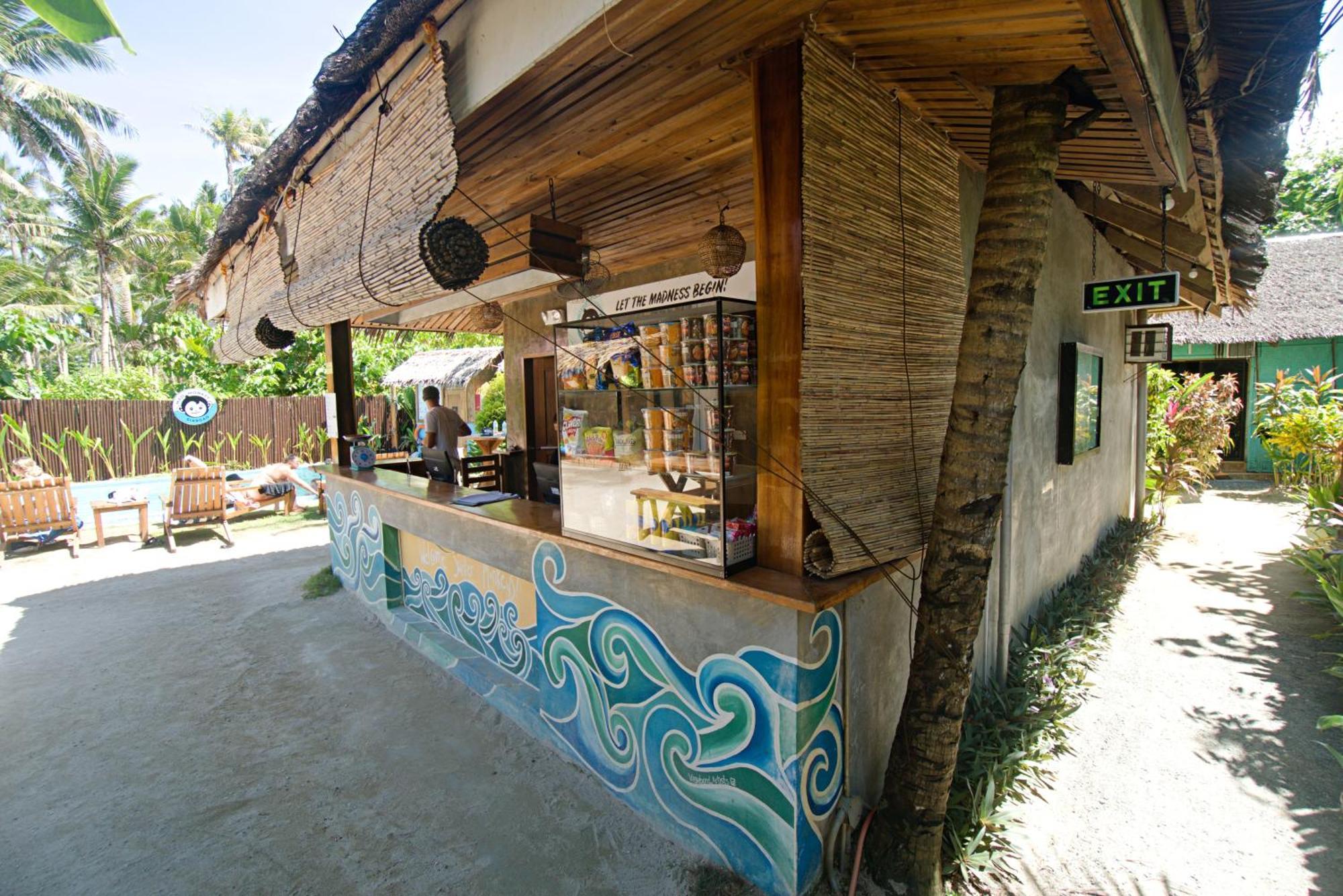Mad Monkey Hostel Siargao (Adults Only) General Luna  Bagian luar foto