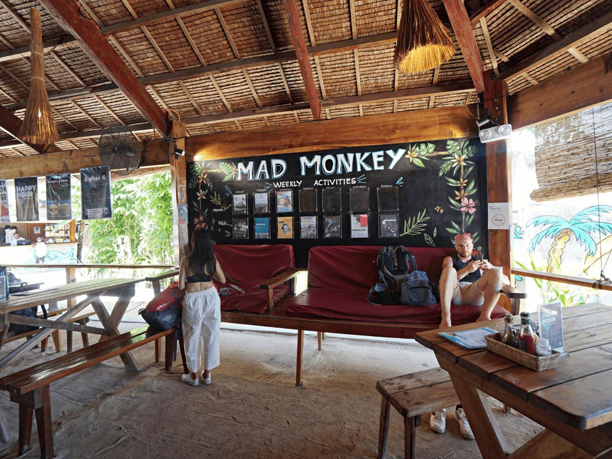 Mad Monkey Hostel Siargao (Adults Only) General Luna  Bagian luar foto