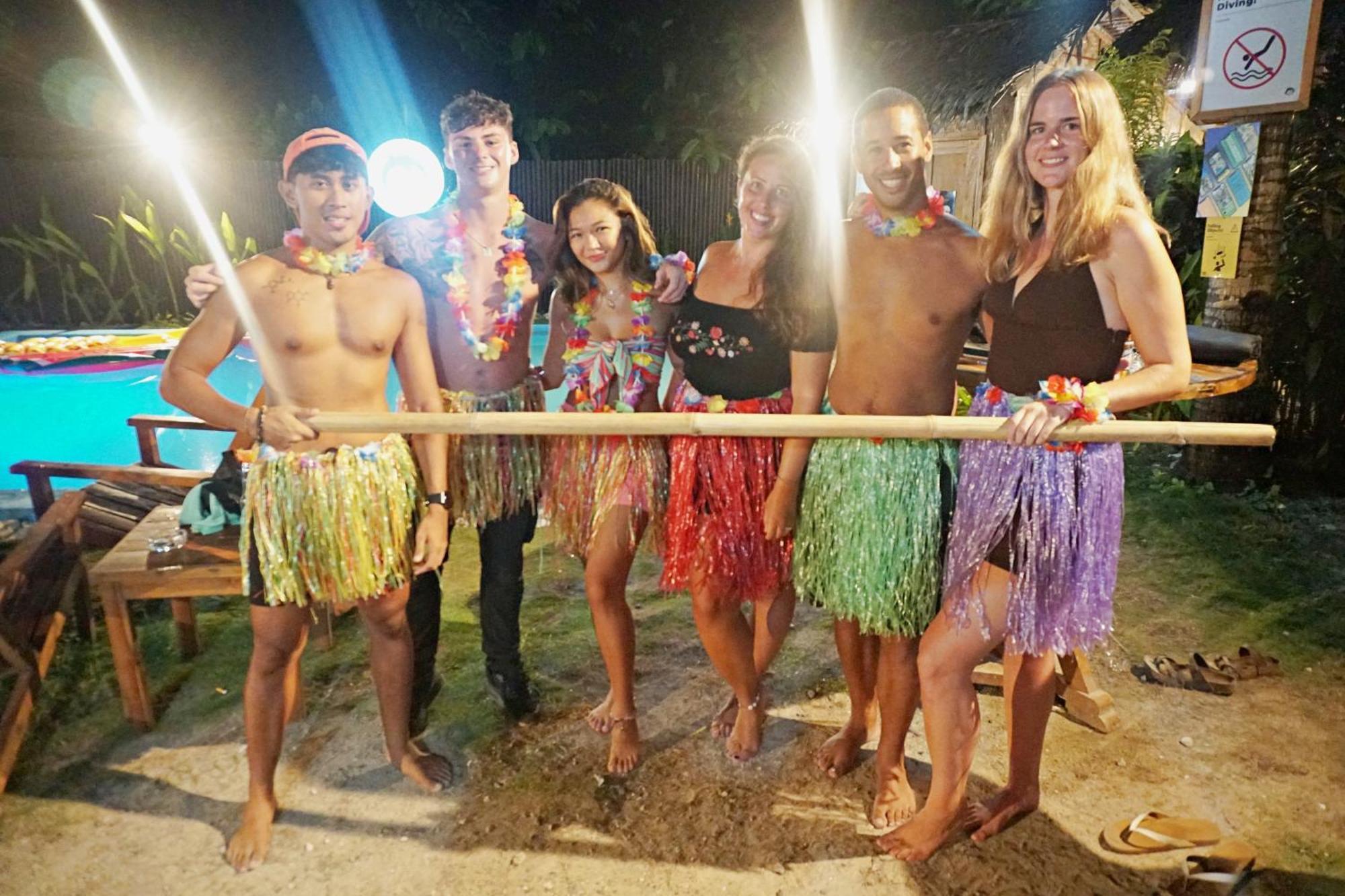 Mad Monkey Hostel Siargao (Adults Only) General Luna  Bagian luar foto