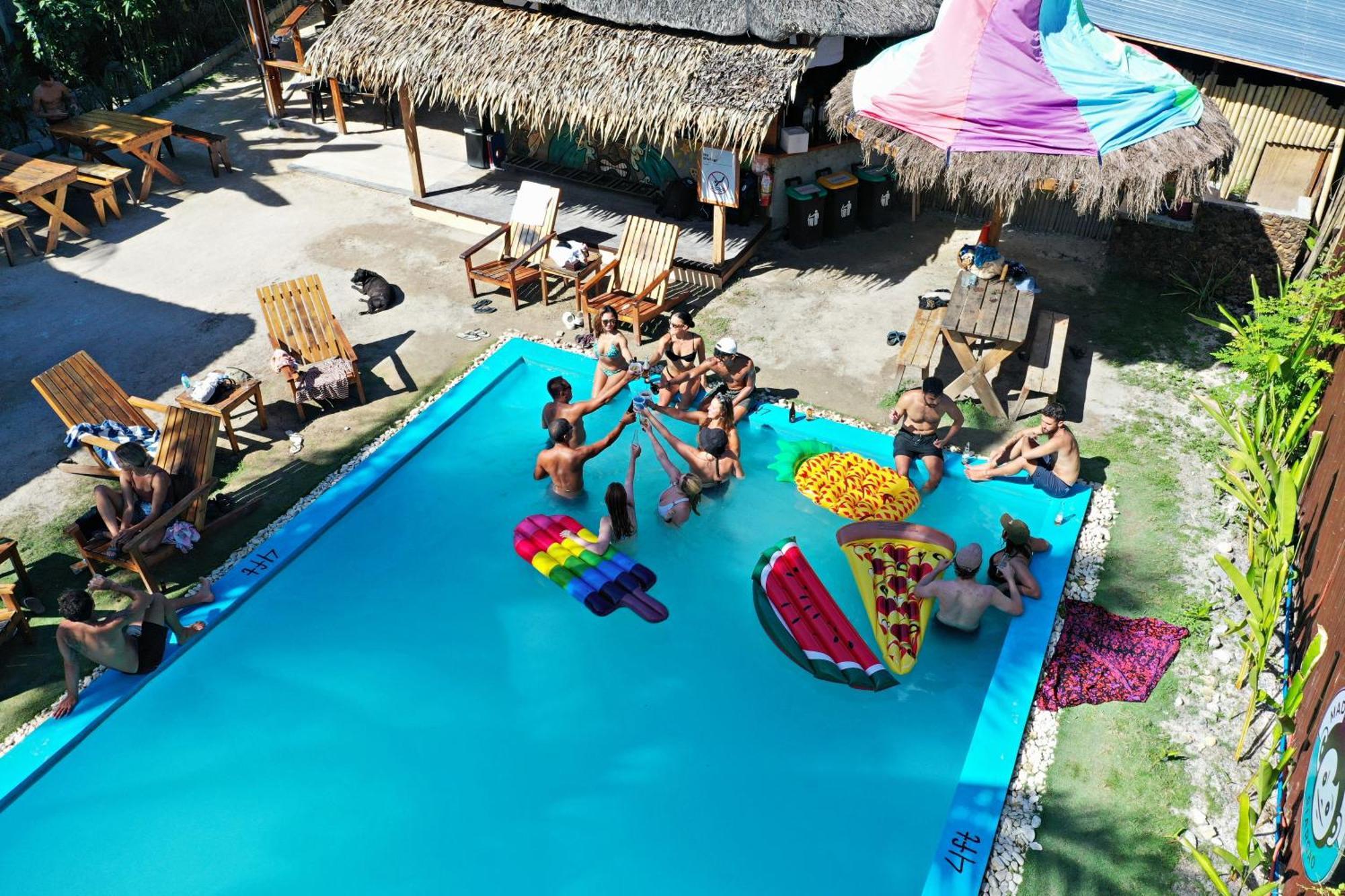 Mad Monkey Hostel Siargao (Adults Only) General Luna  Bagian luar foto