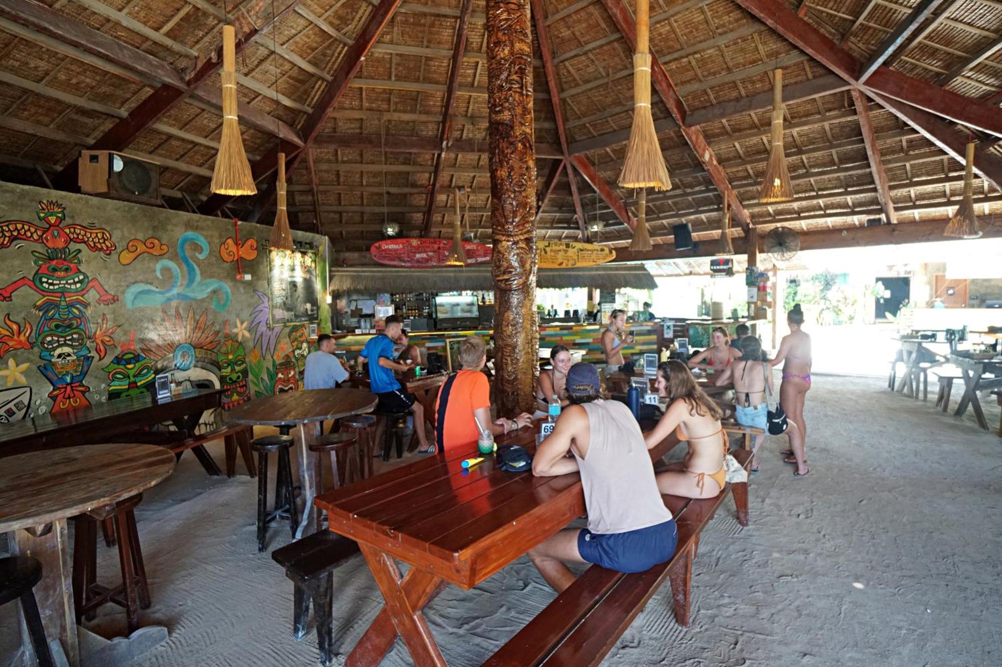 Mad Monkey Hostel Siargao (Adults Only) General Luna  Bagian luar foto