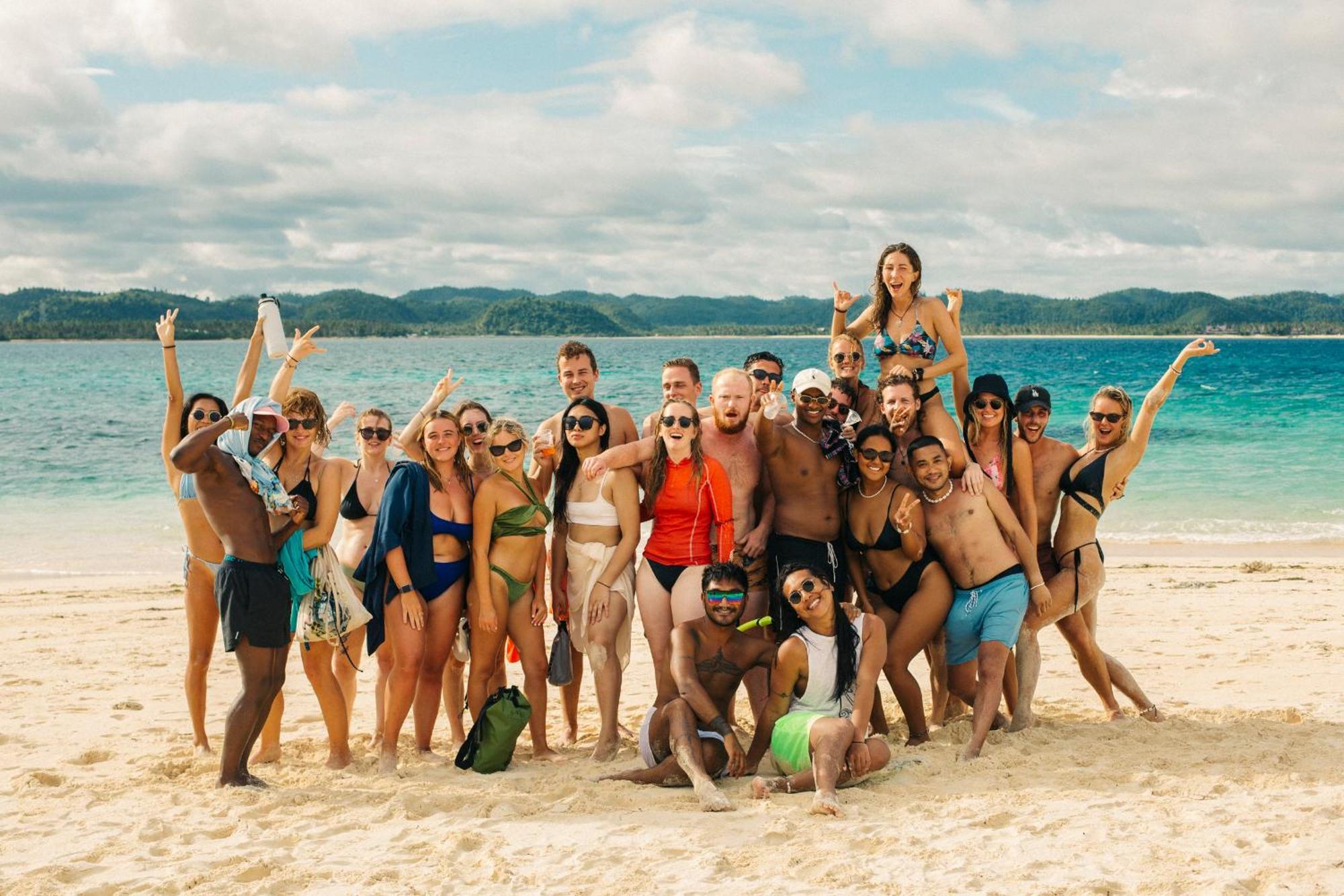 Mad Monkey Hostel Siargao (Adults Only) General Luna  Bagian luar foto