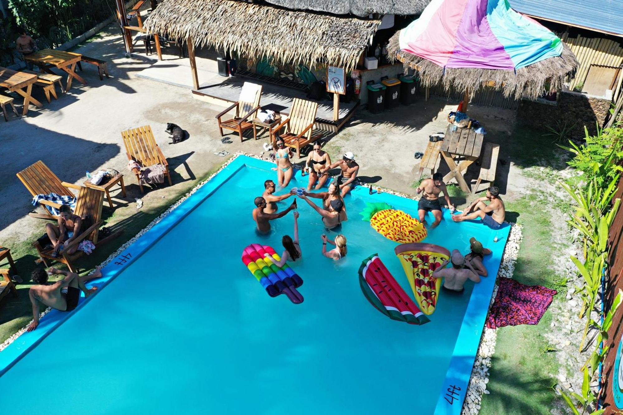 Mad Monkey Hostel Siargao (Adults Only) General Luna  Bagian luar foto